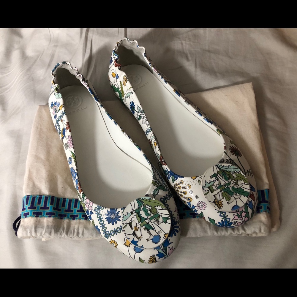 **SOLD** Tory Burch Minnie Flats